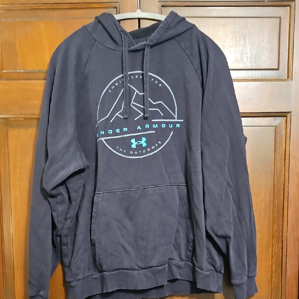 Under Armour Hoodie